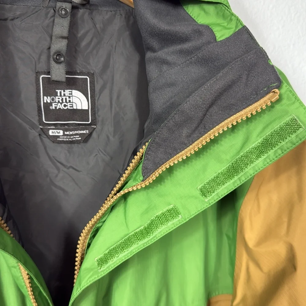 The North Face green 23